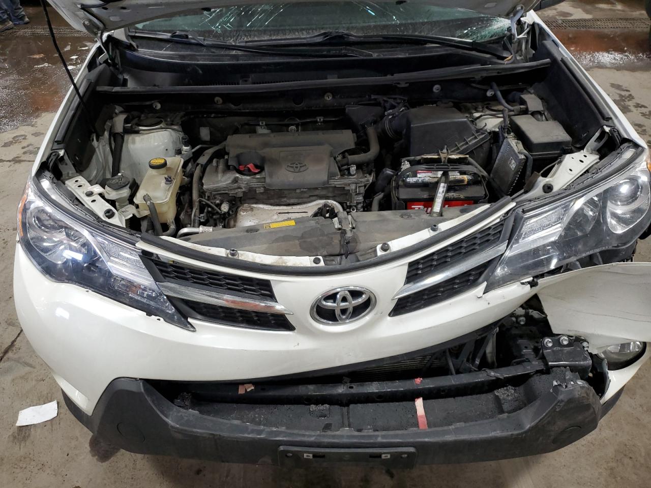 2015 Toyota RAV 4 - Image 13