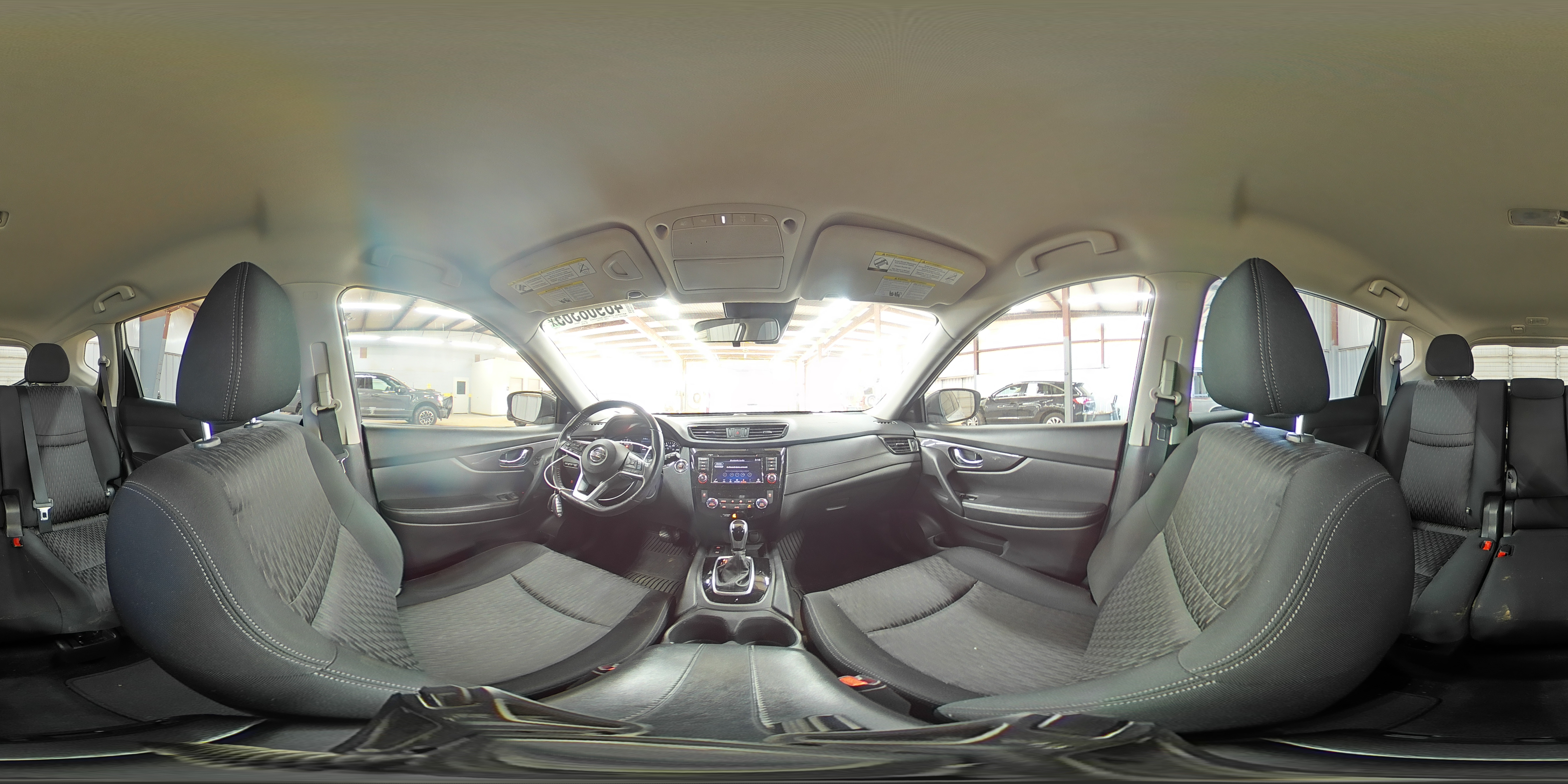2020 Nissan Rogue - Image 13