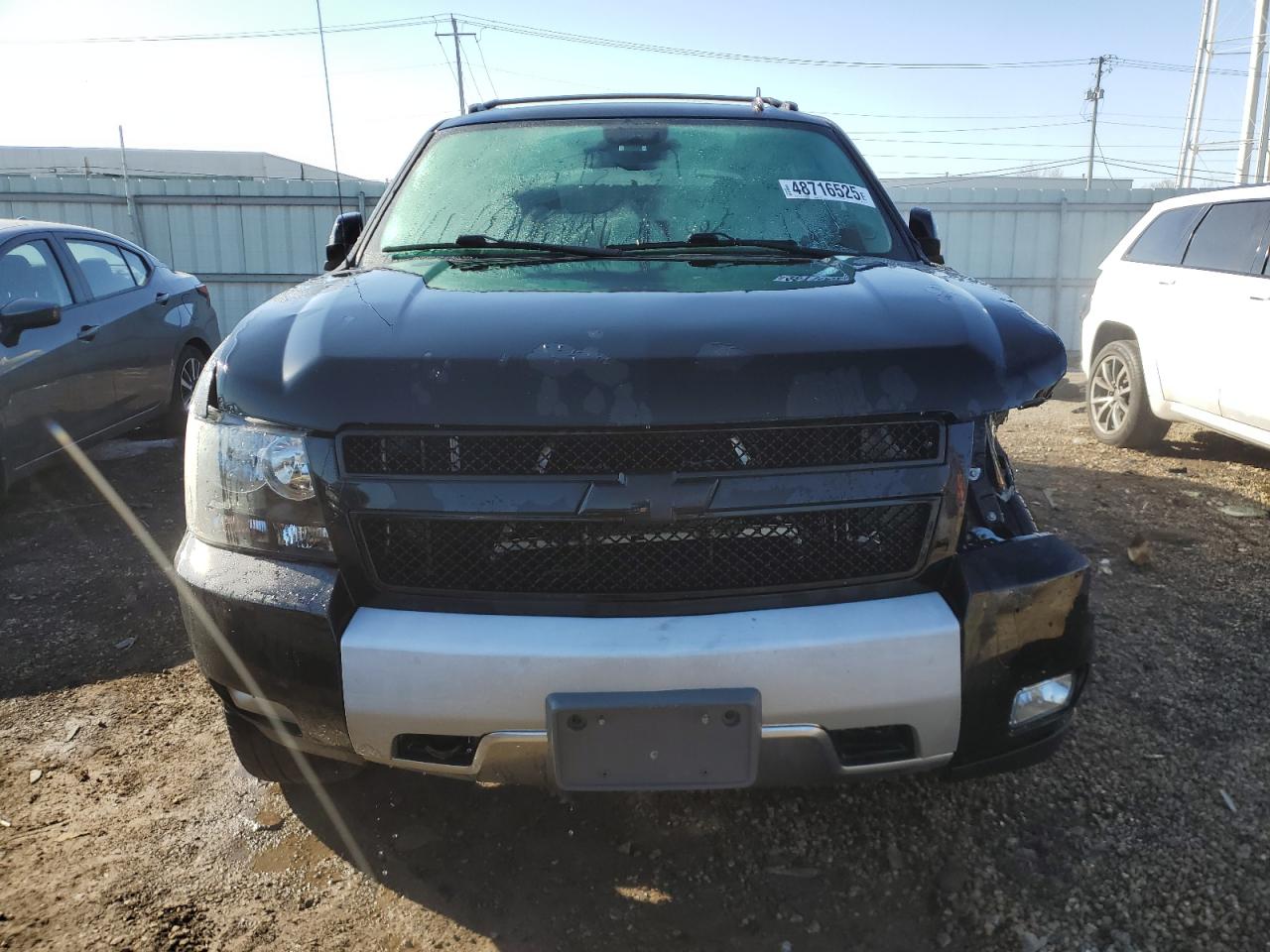2011 Chevrolet Avalanche - Image 5