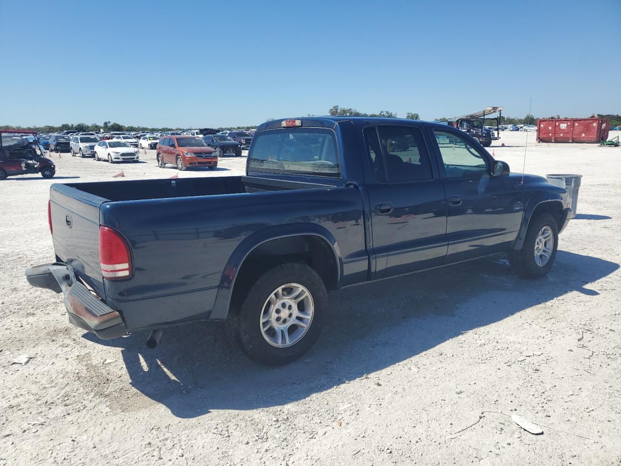 2004 Dodge Dakota - Image 3