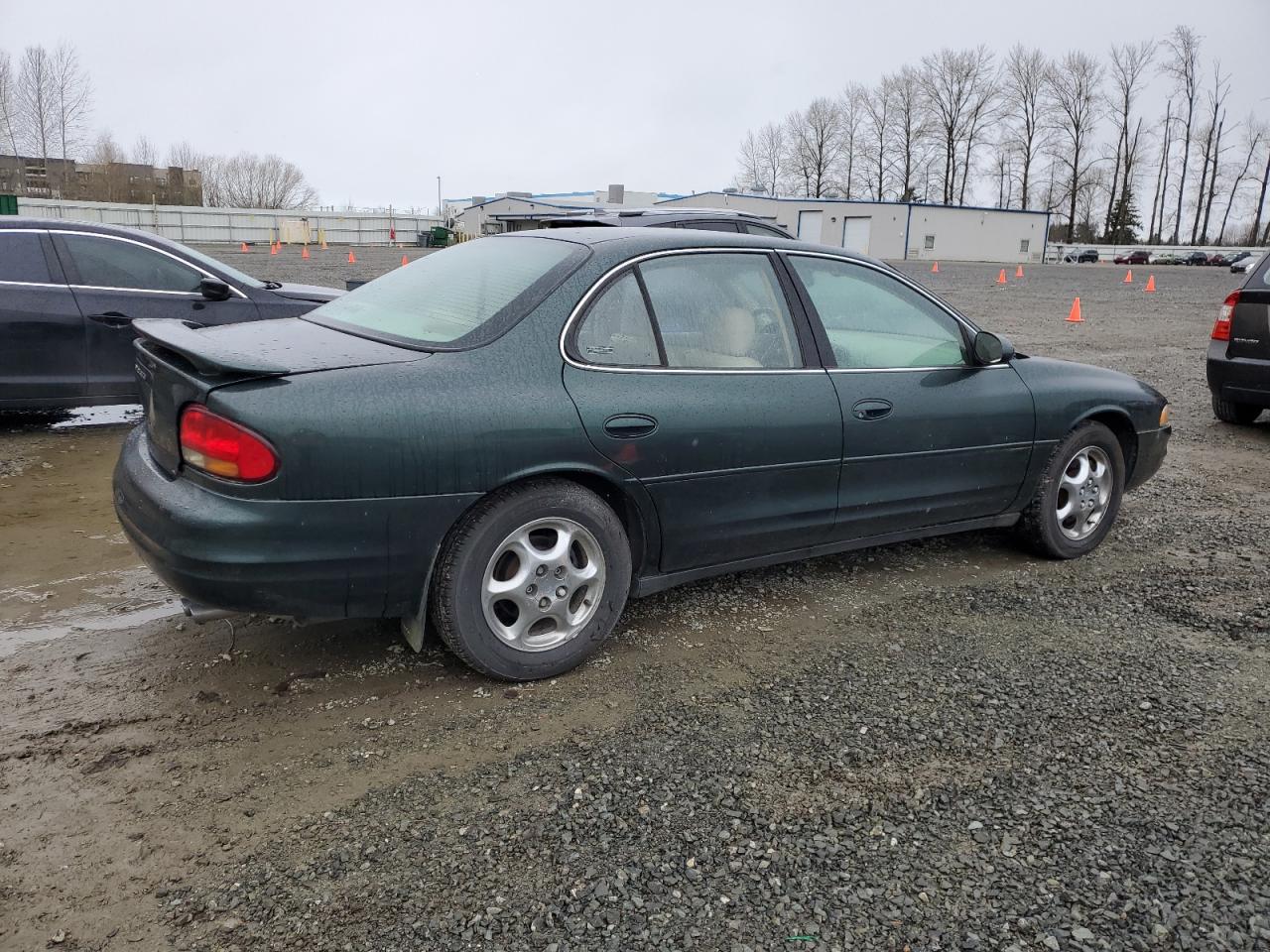 1998 Oldsmobile Intrigue - Image 3