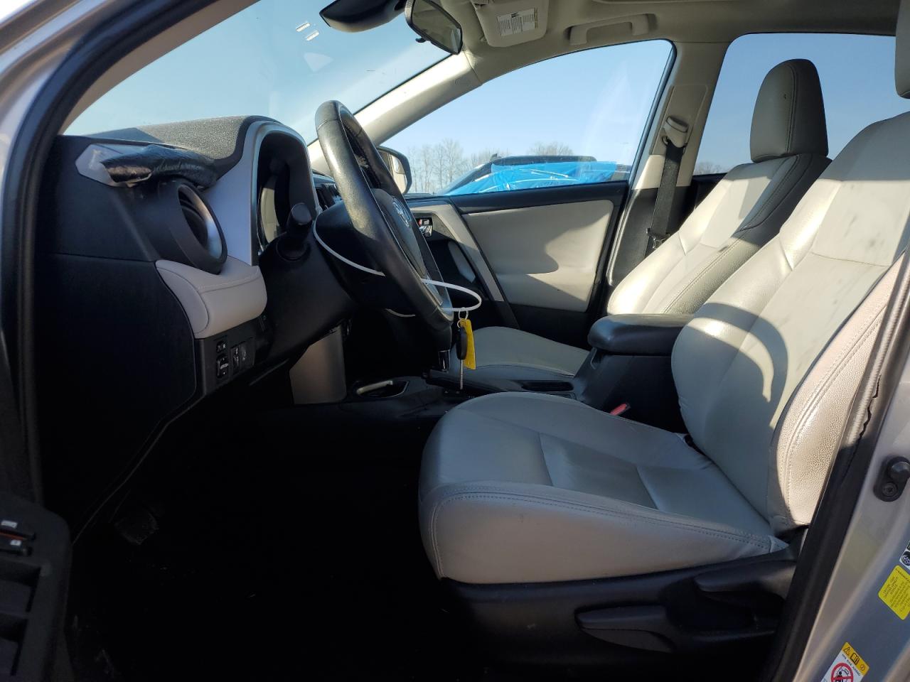 2017 Toyota RAV 4 - Image 7