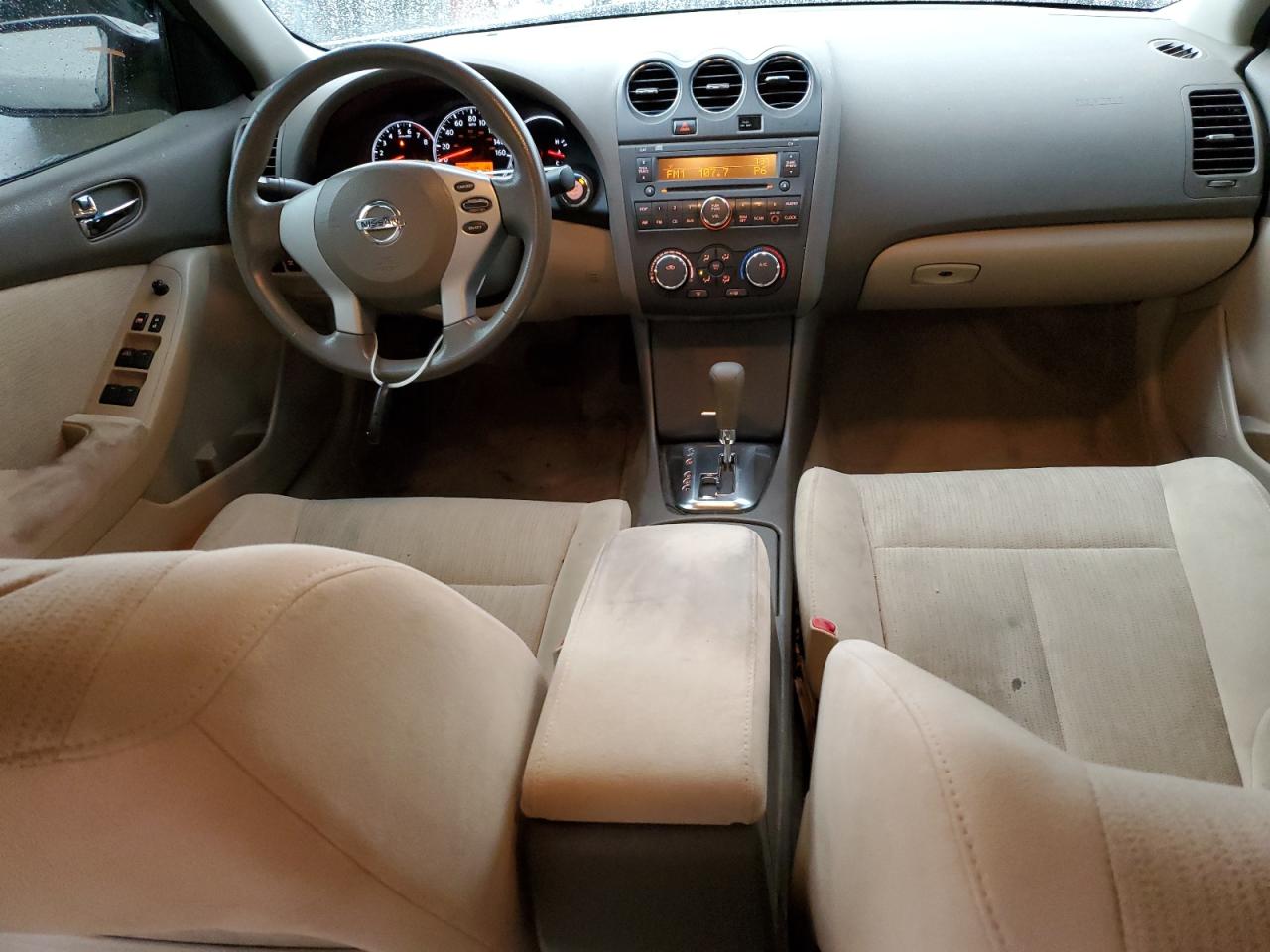 2012 Nissan Altima - Image 8