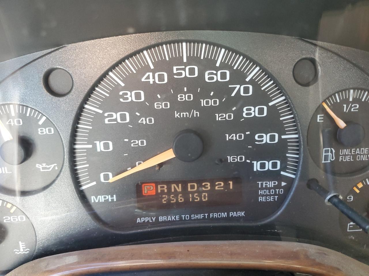 2002 GMC Savana - Image 9