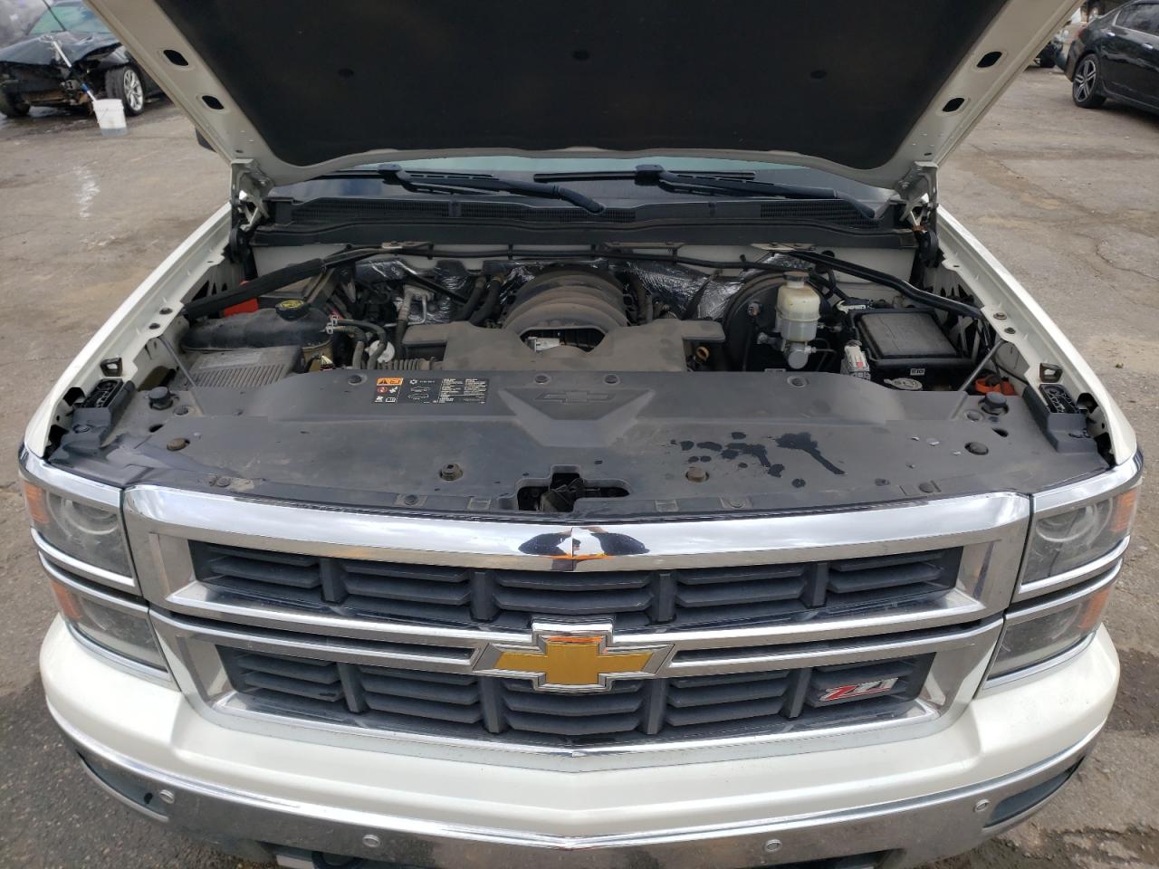 2014 Chevrolet Silverado - Image 11