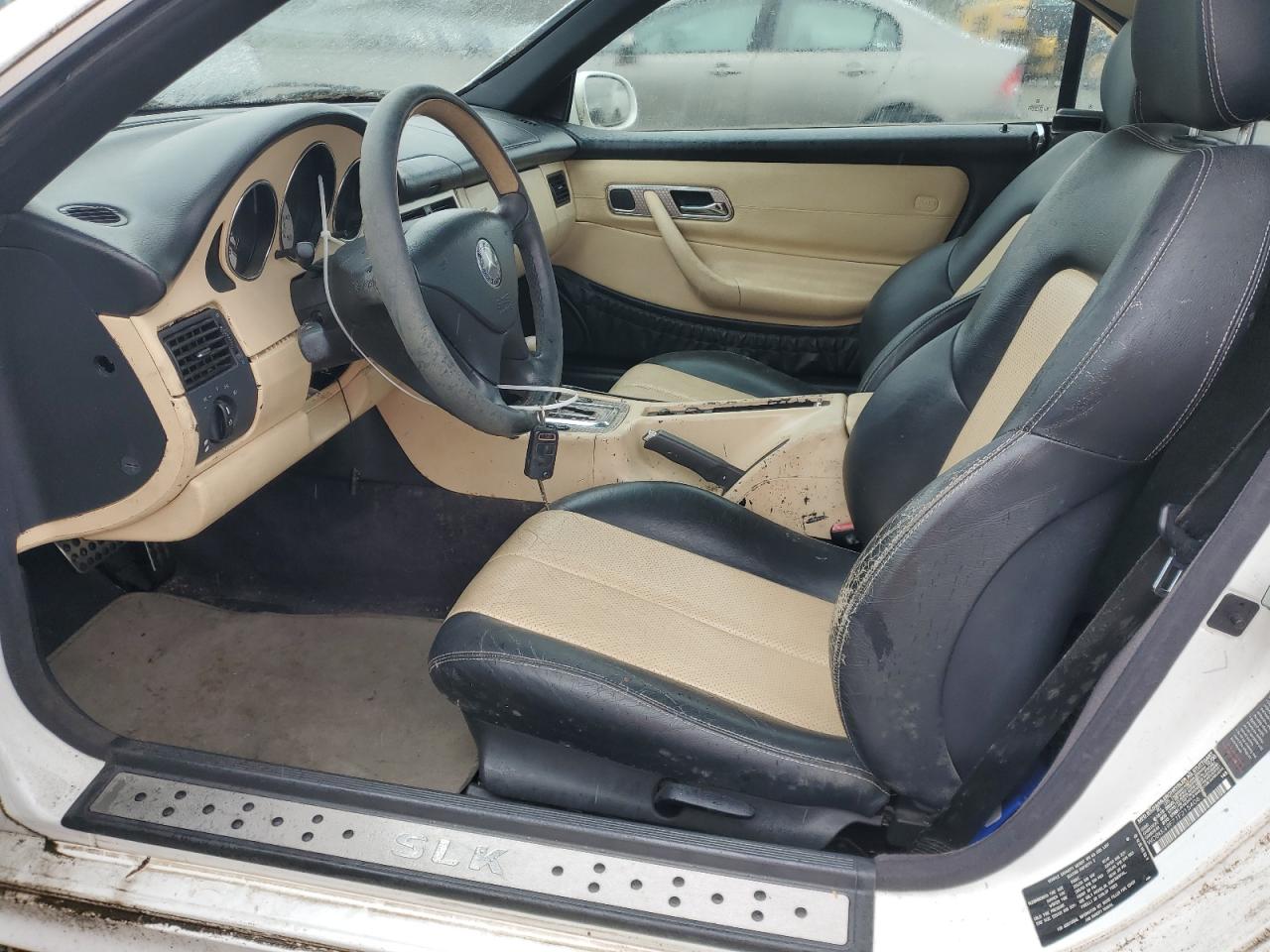 2001 Mercedes-Benz Slk 230 Kompressor VIN: WDBKK49F71F215406 Lot: 49021325