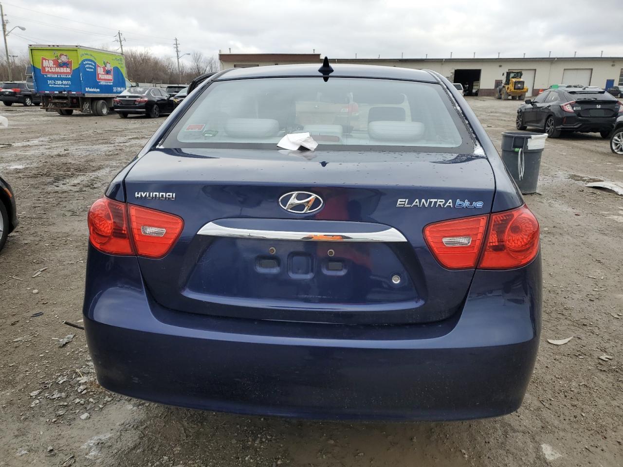 2010 Hyundai Elantra - Image 6