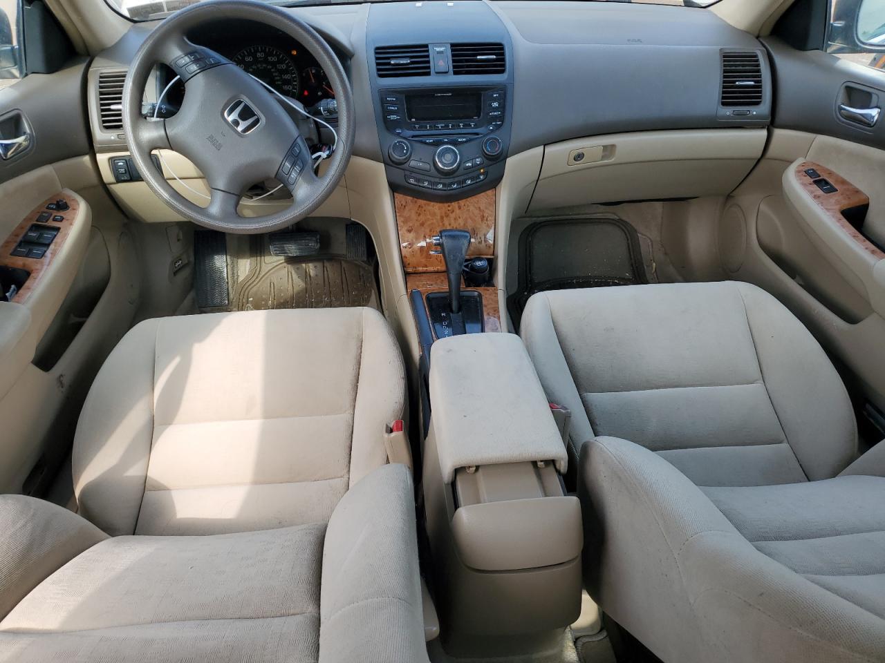 2005 Honda Accord - Image 8