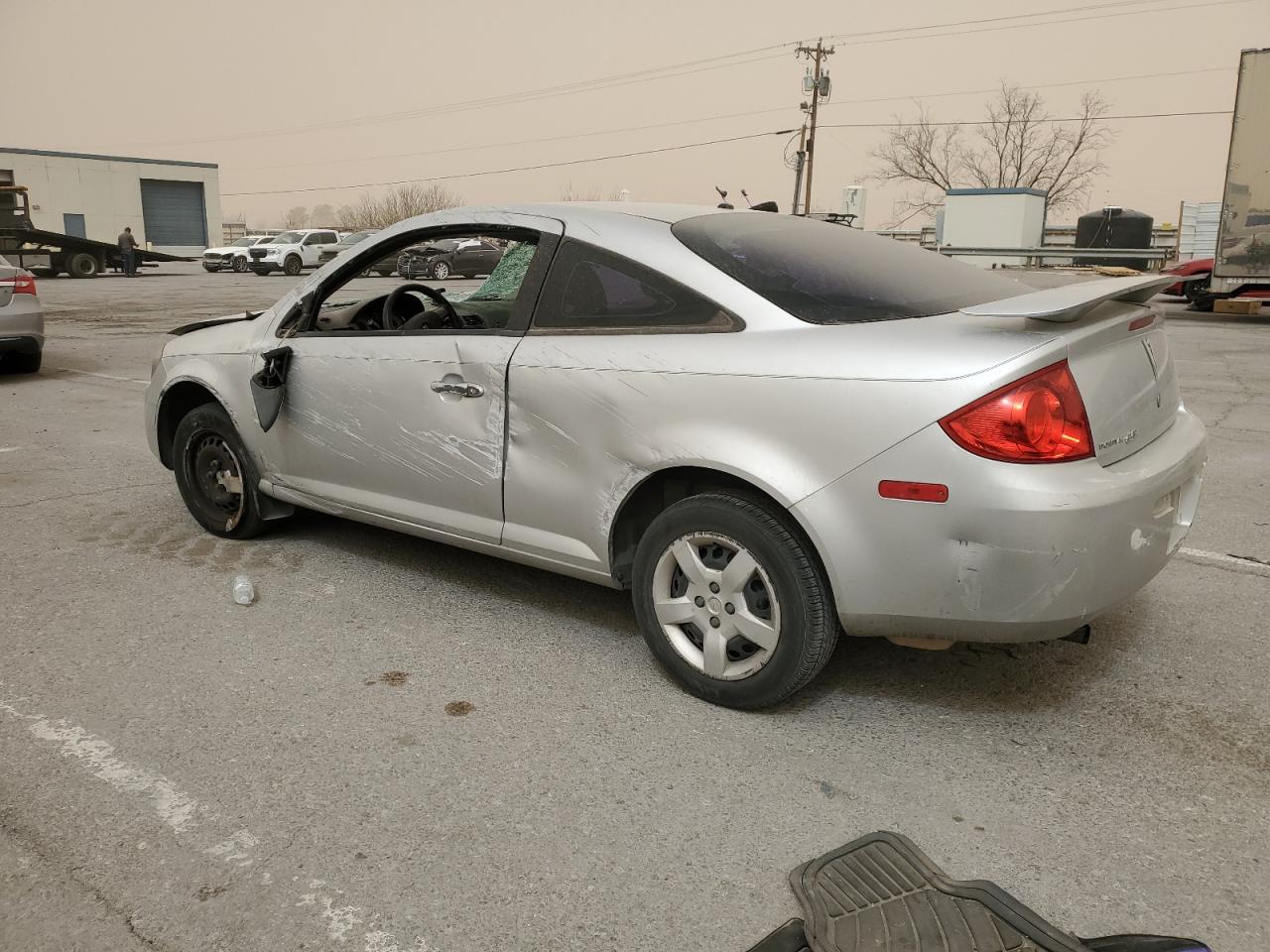 2009 Pontiac G5 - Image 2