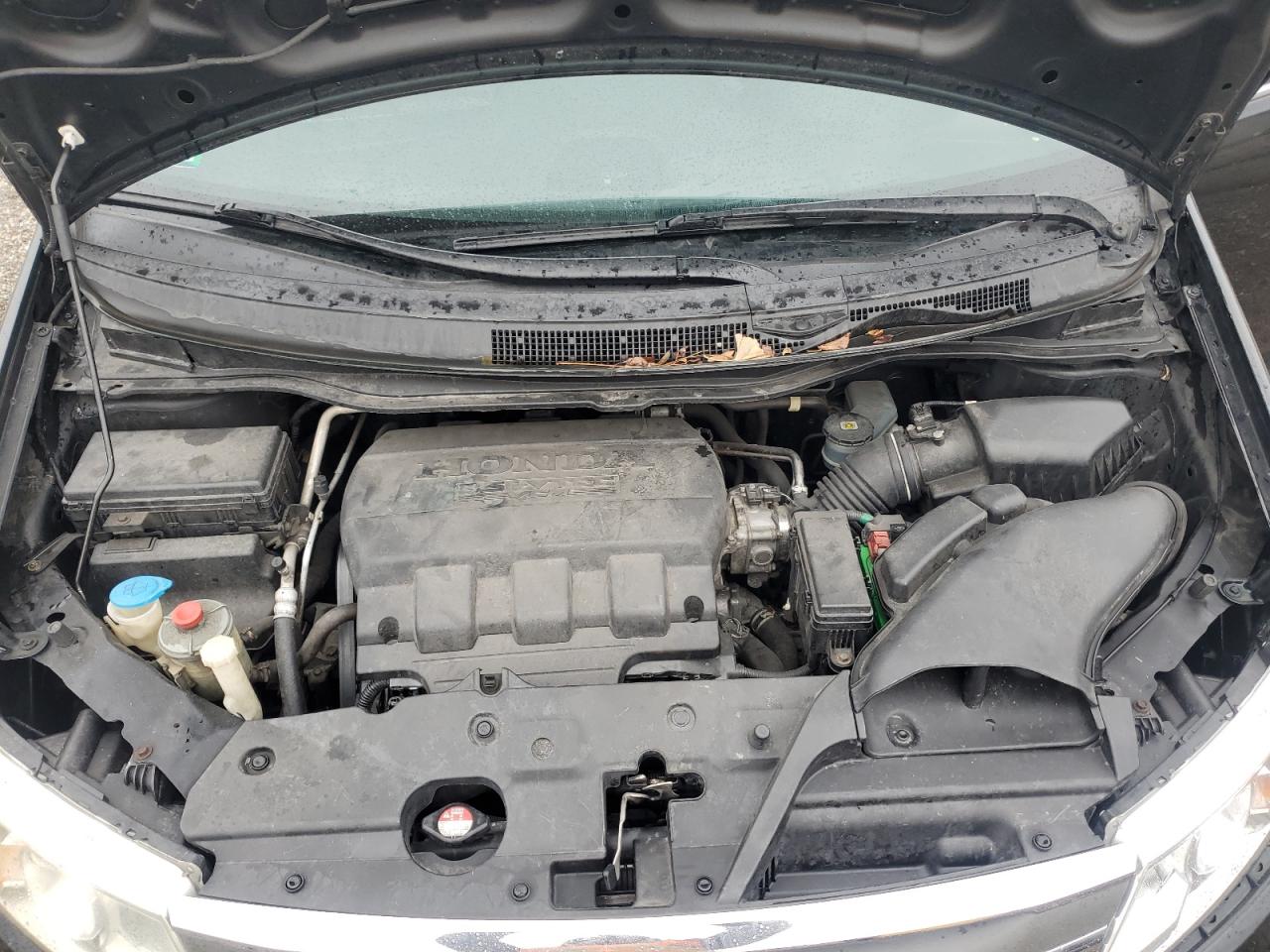 2011 Honda Odyssey - Image 12