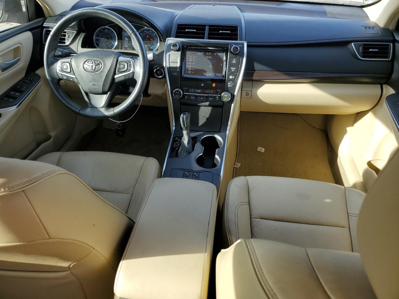 2015 Toyota Camry - Image 8