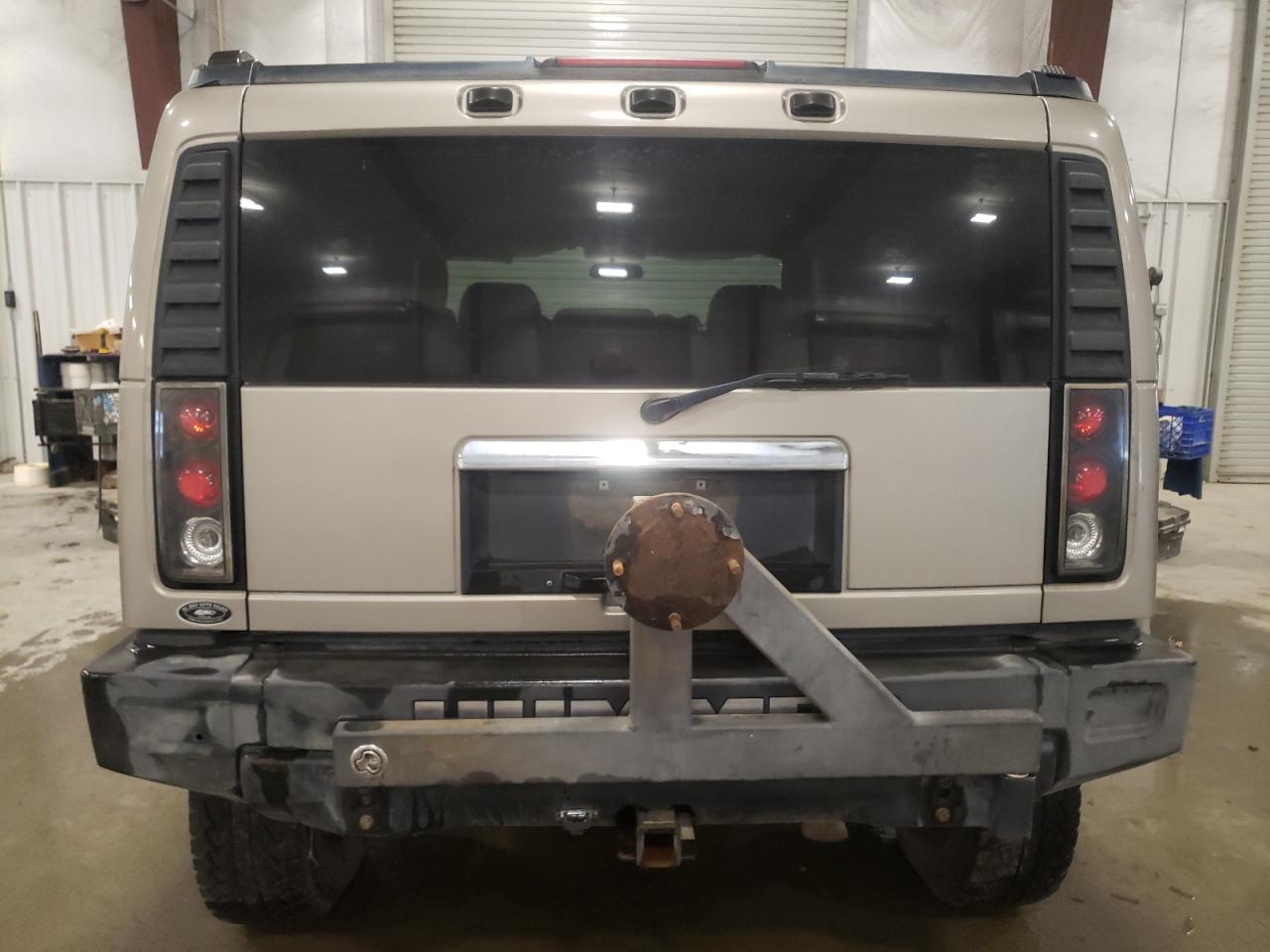 2004 Hummer H2 - Image 6