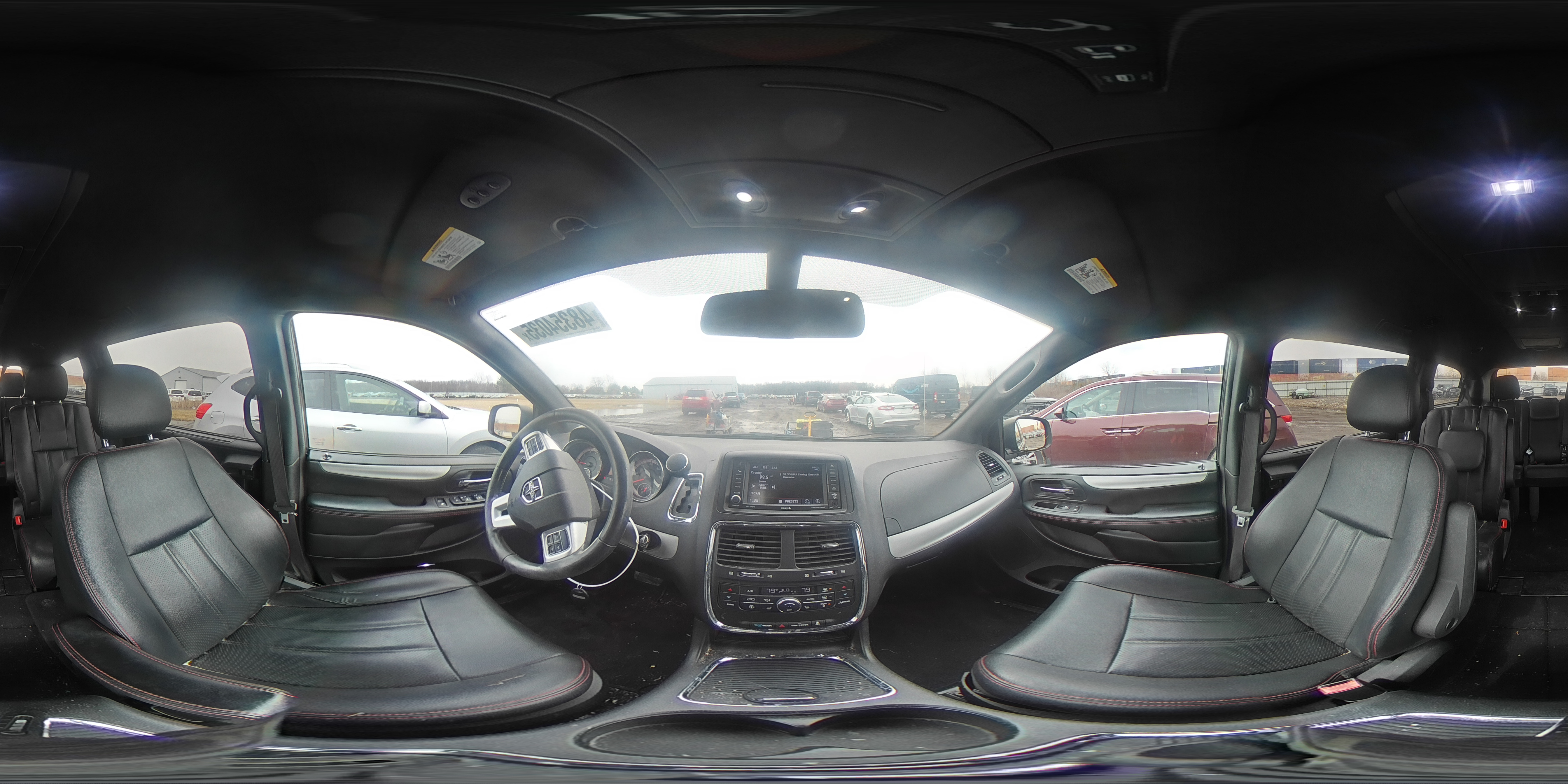 2018 Dodge Caravan - Image 13