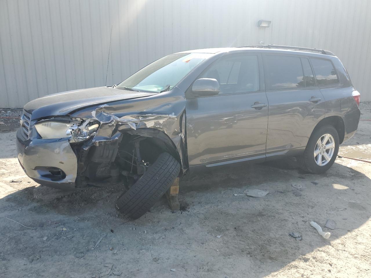 2010 Toyota Highlander for Sale in Seaford, DE - Front End