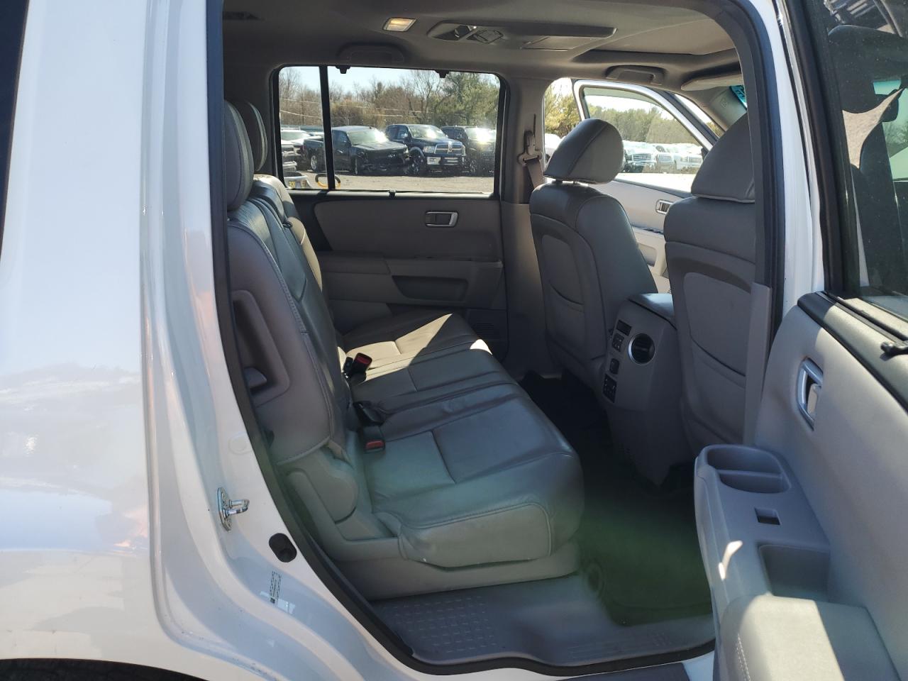 2013 Honda Pilot - Image 11