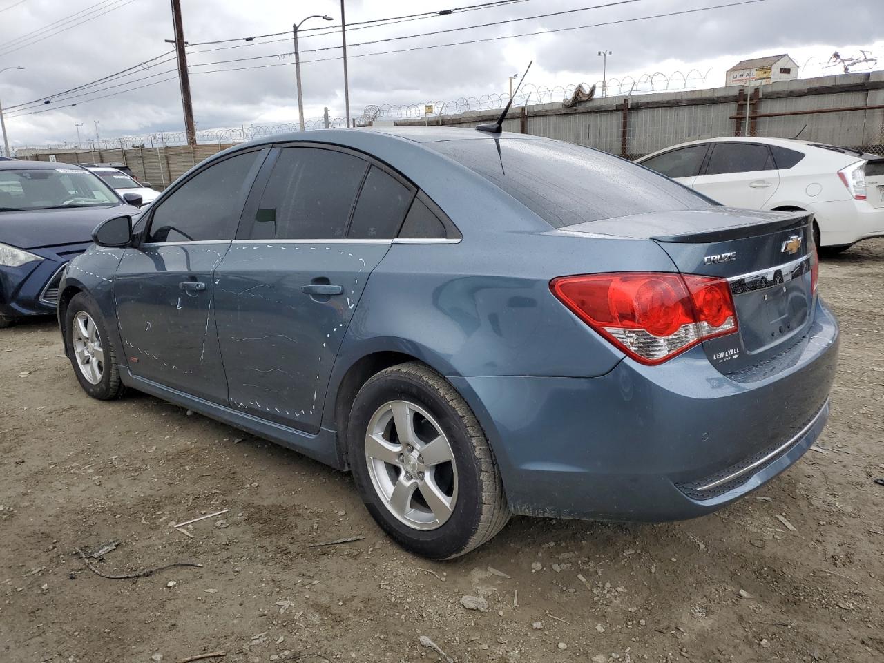 2012 Chevrolet Cruze - Image 2