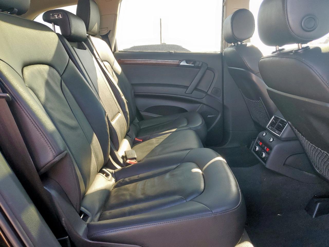 2015 Audi Q7 - Image 11