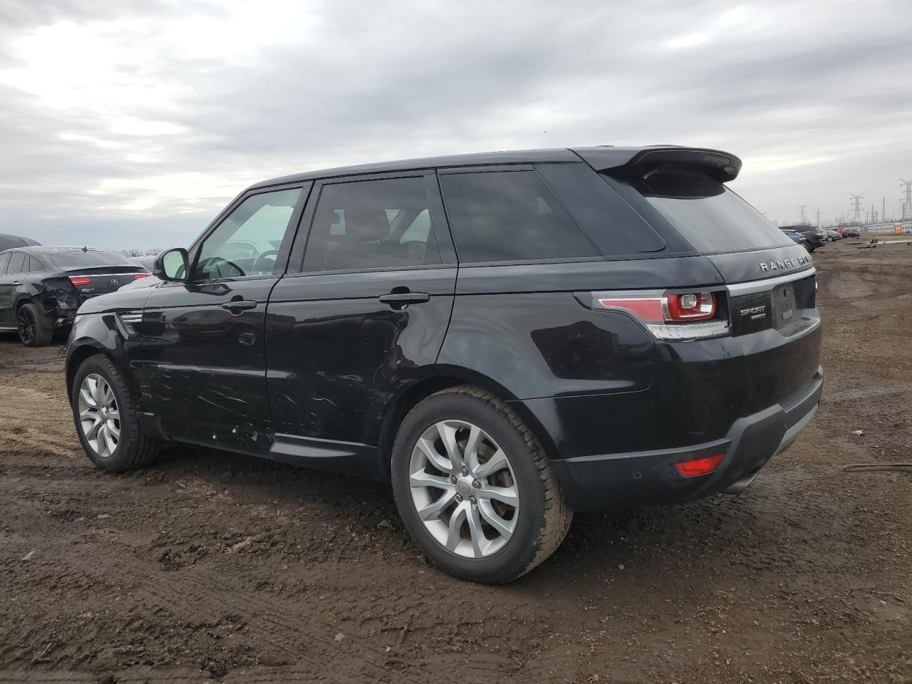 2015 Land Rover Range Rover - Image 2