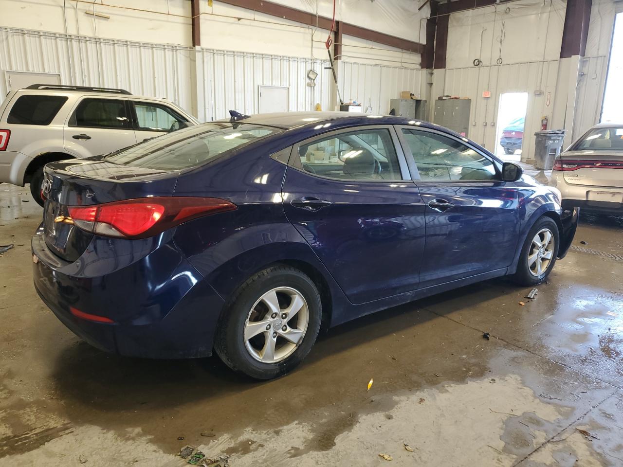 2014 Hyundai Elantra - Image 3