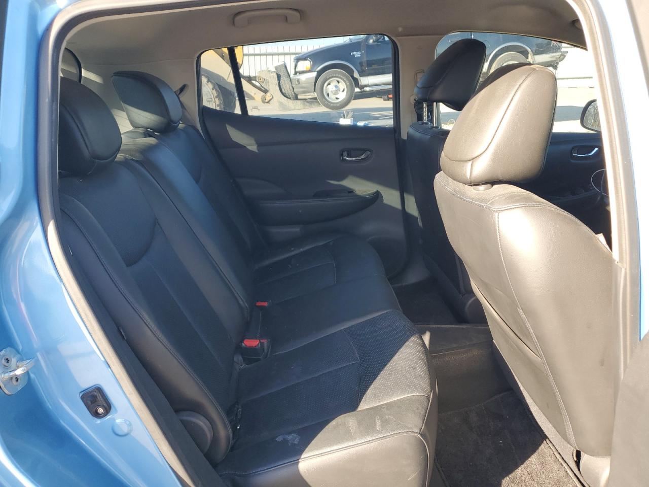 2013 Nissan Leaf - Image 10