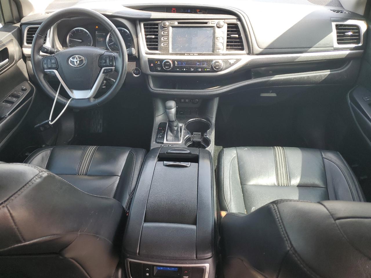 2018 Toyota Highlander - Image 8
