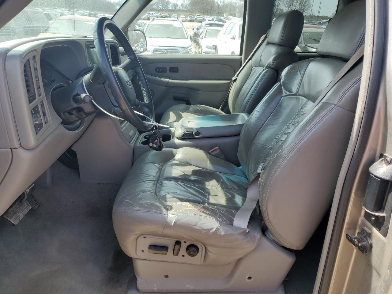 2001 Chevrolet Silverado - Image 7