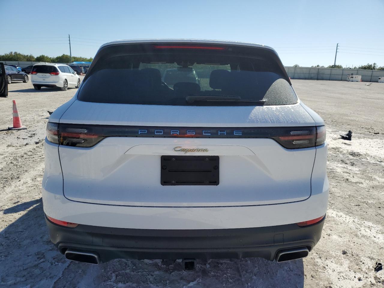 2020 Porsche Cayenne - Image 6