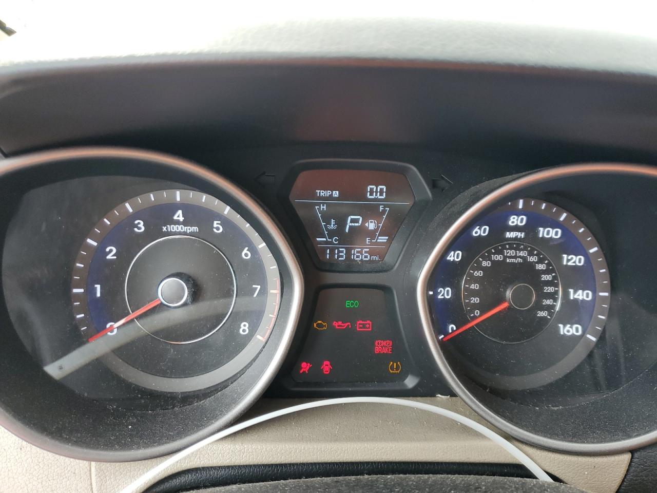 2015 Hyundai Elantra - Image 9