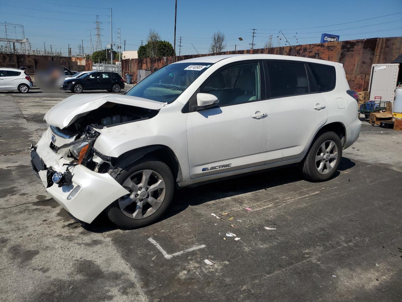 2014 Toyota Rav4 Ev for Sale in Wilmington, CA - Front End