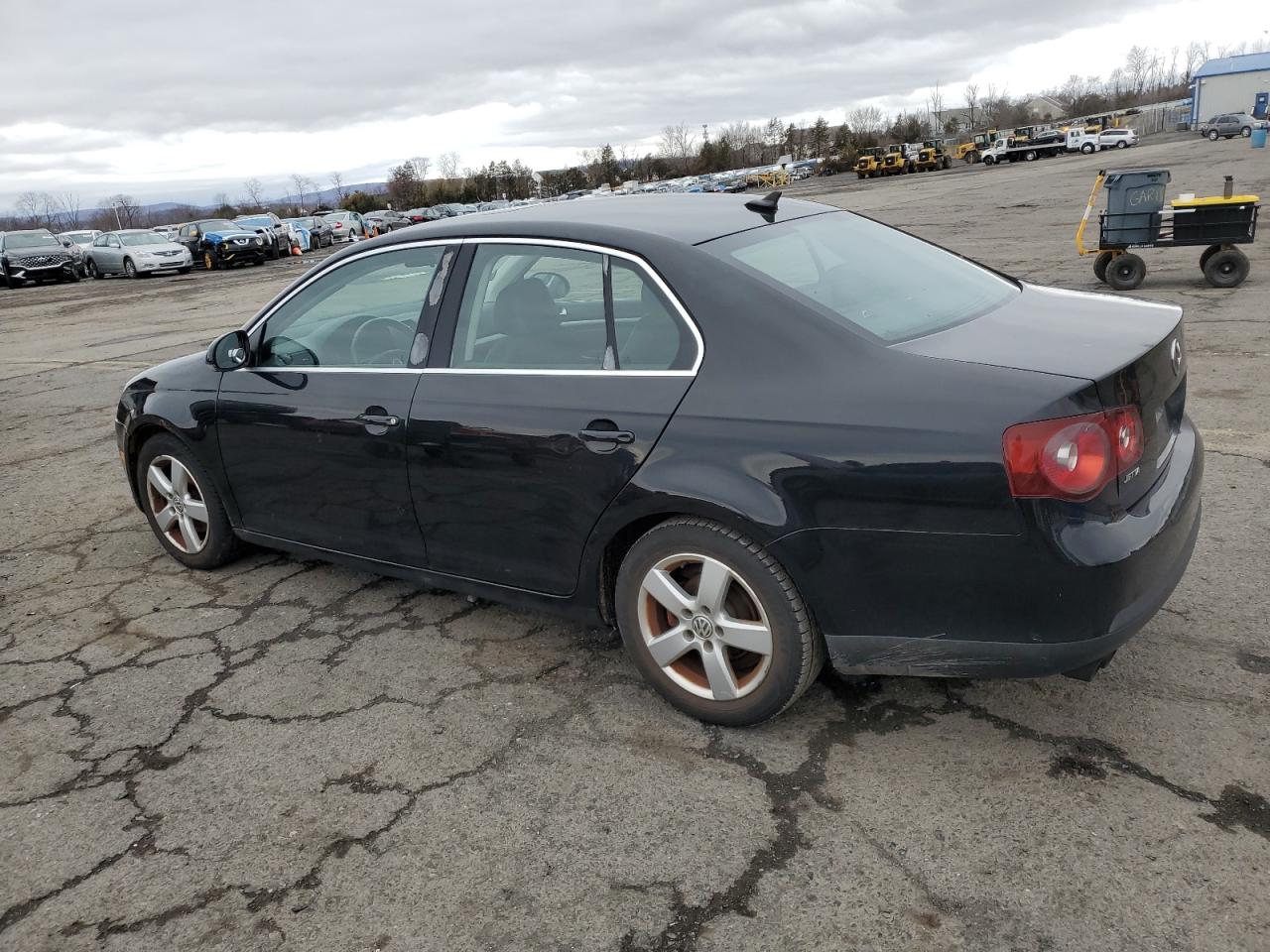 2008 Volkswagen Jetta - Image 2