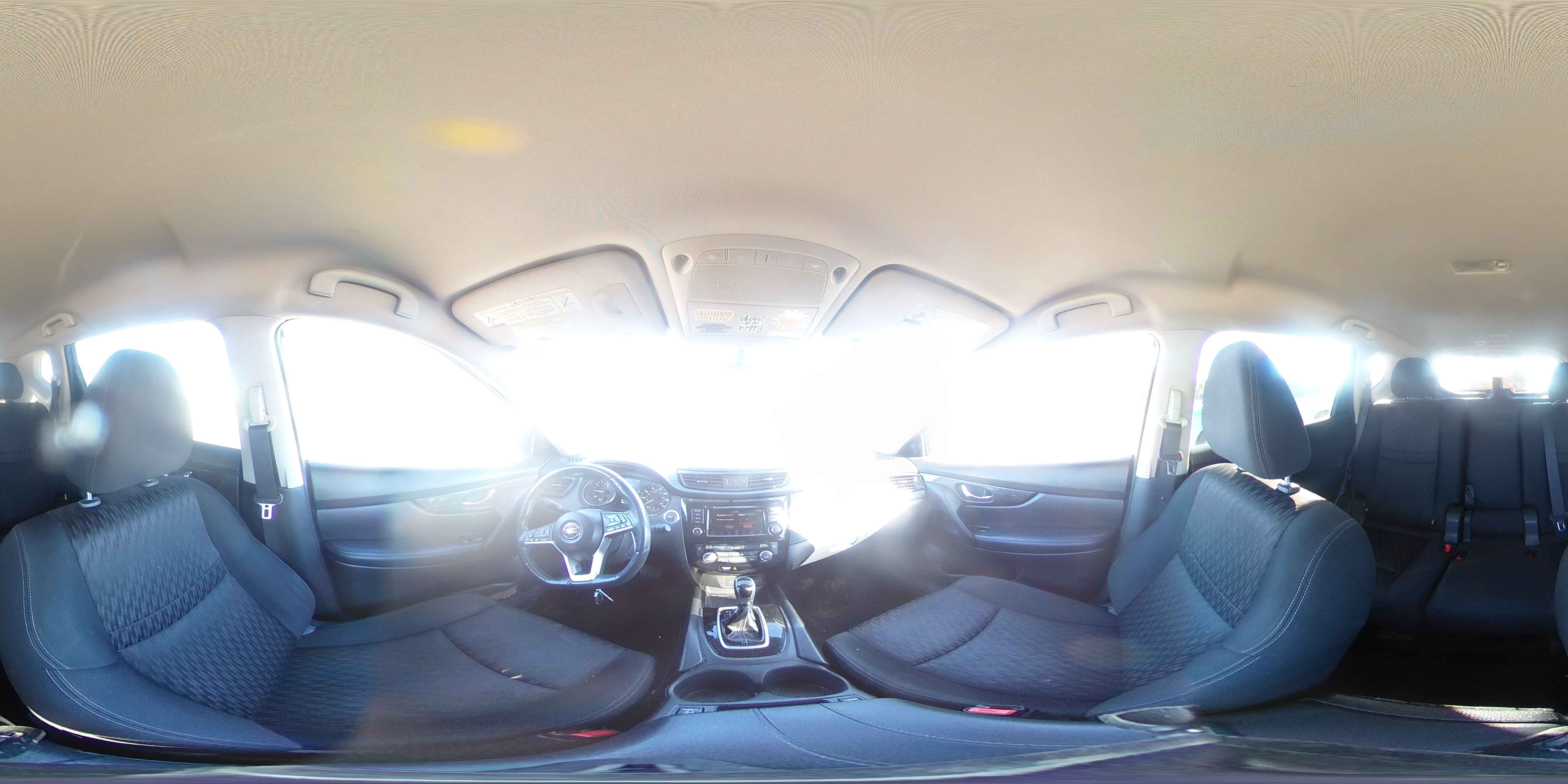 2018 Nissan Rogue - Image 13