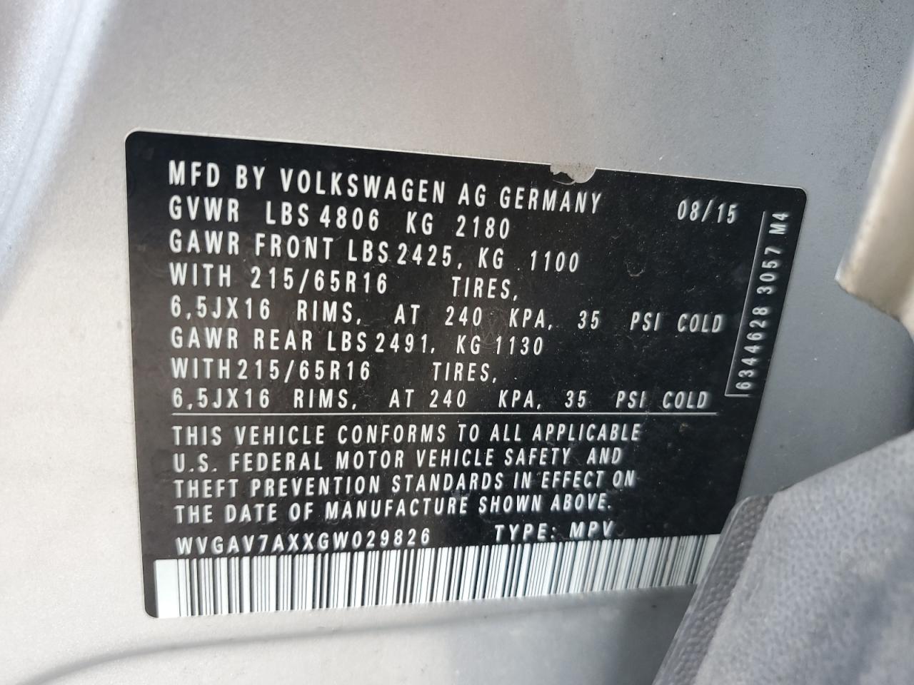 2016 Volkswagen Tiguan - Image 12