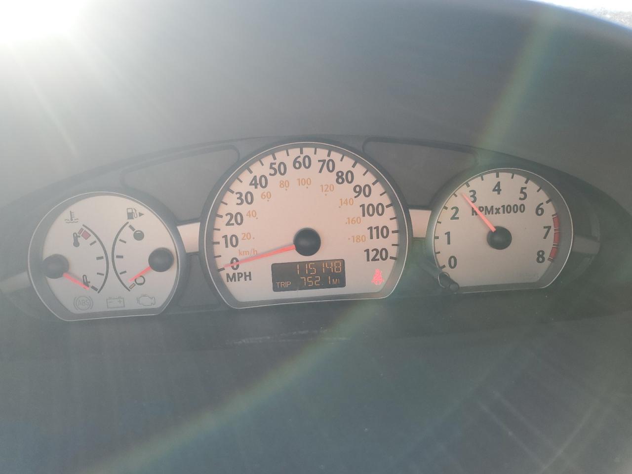 2003 Saturn ION - Image 9