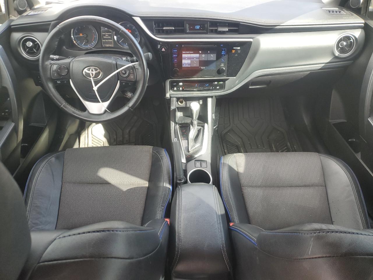 2017 Toyota Corolla - Image 8