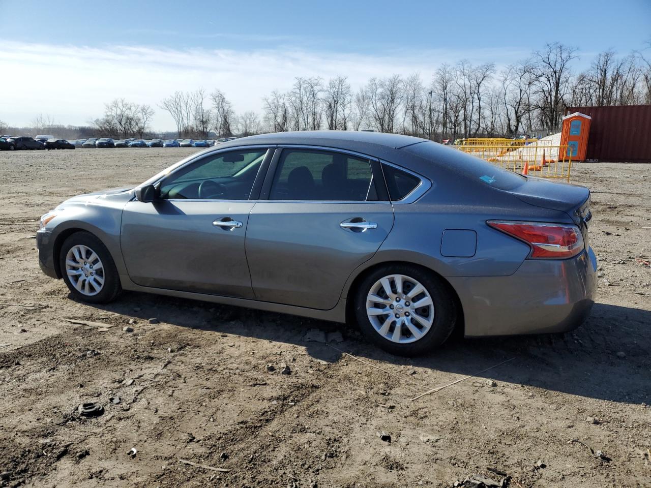 2014 Nissan Altima - Image 2