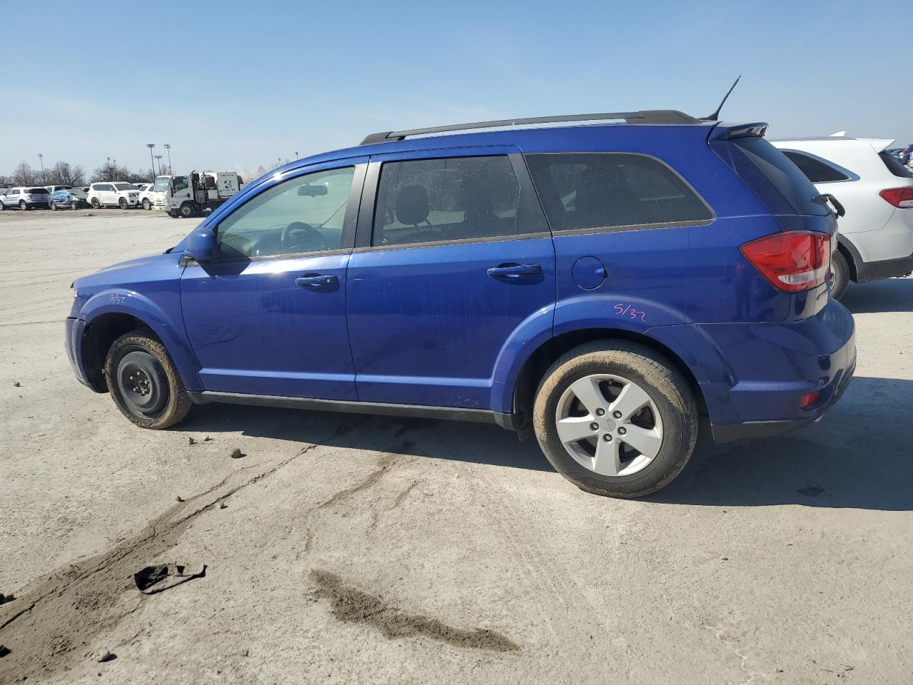 2012 Dodge Journey - Image 2