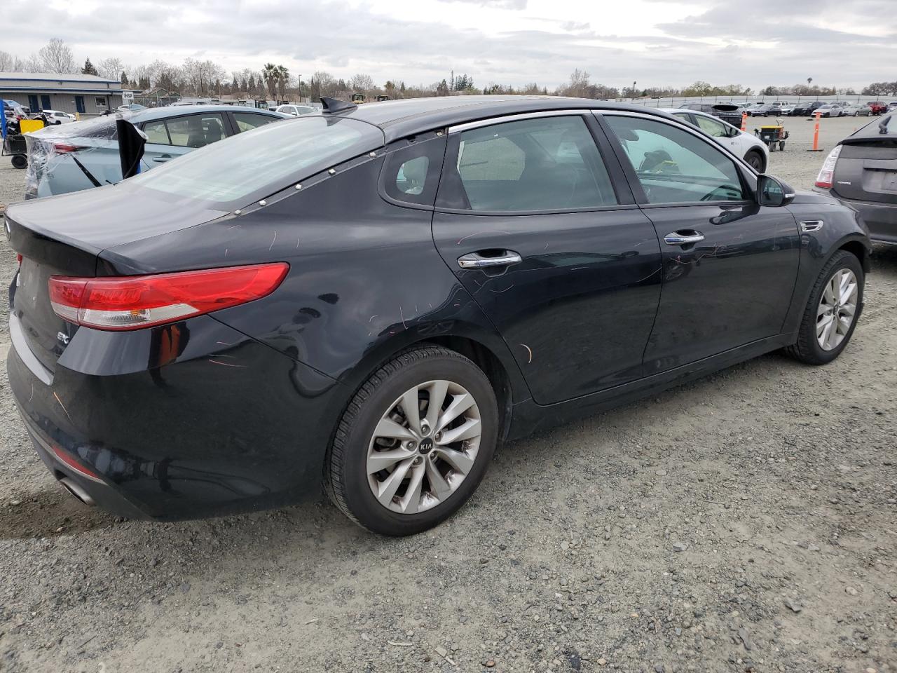 2017 Kia Optima - Image 3