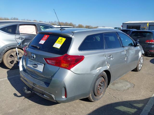 2013 TOYOTA AURIS EXCE