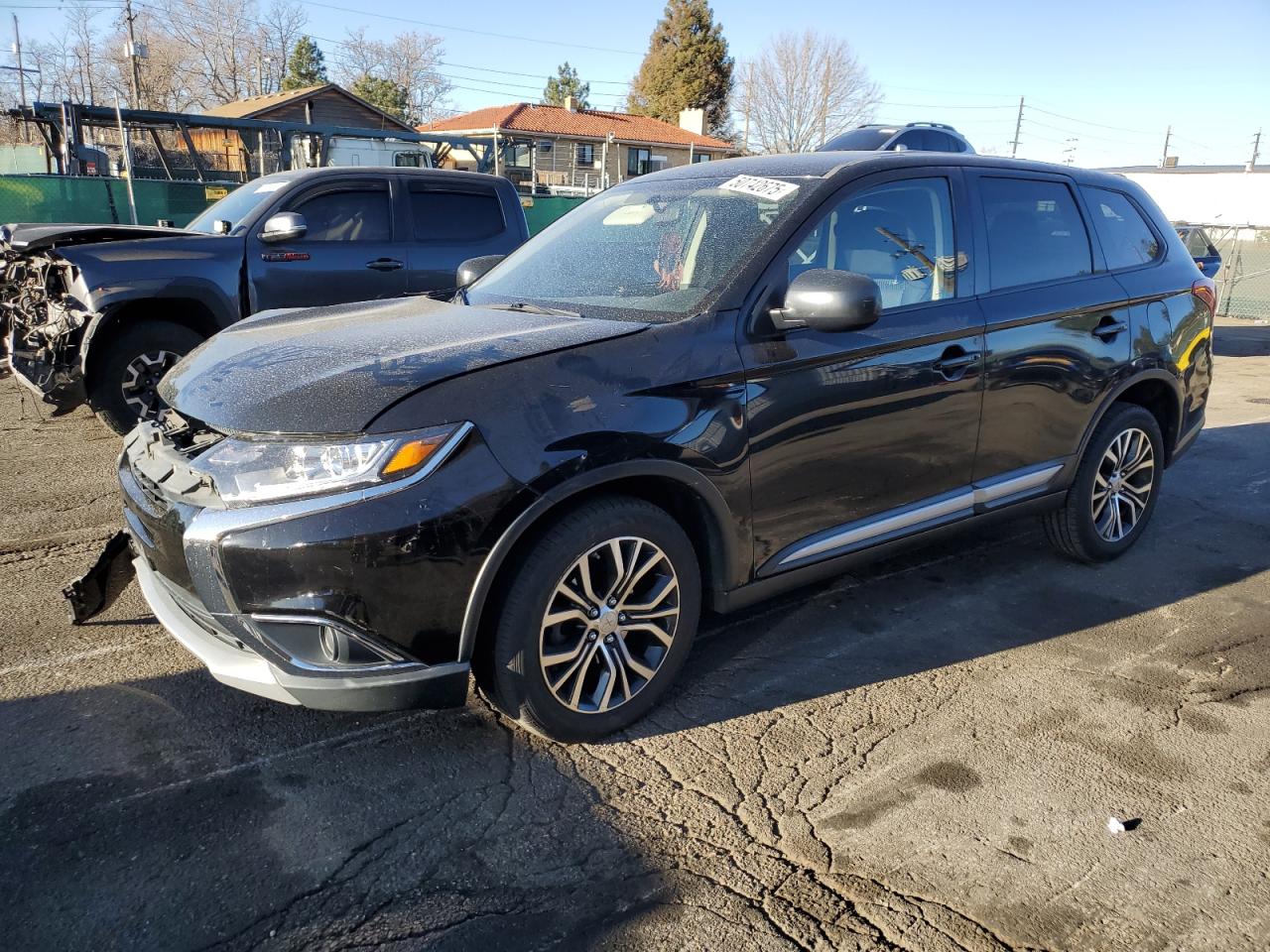 2018 Mitsubishi Outlander Se for Sale in Denver, CO - Front End