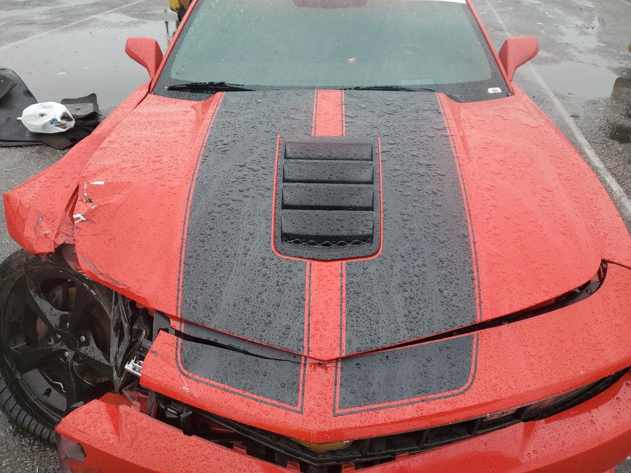 2014 Chevrolet Camaro - Image 12