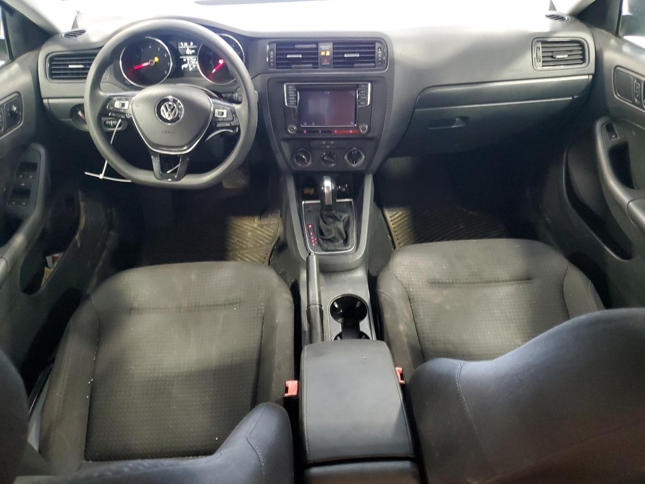 2016 Volkswagen Jetta - Image 8