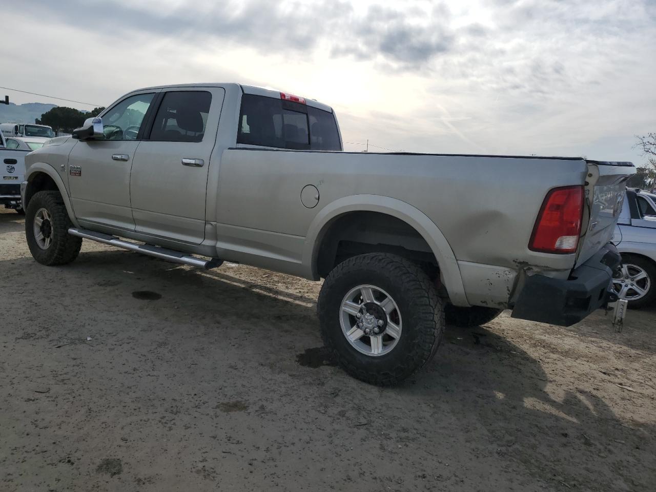 2010 Dodge RAM - Image 2