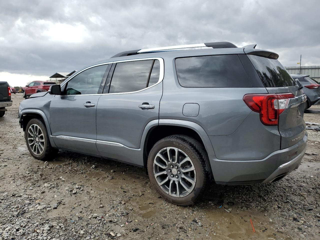 2020 GMC Acadia - Image 2