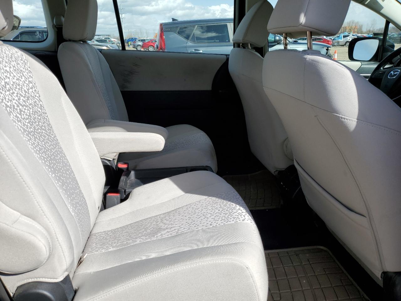 2012 Mazda 5 - Image 11