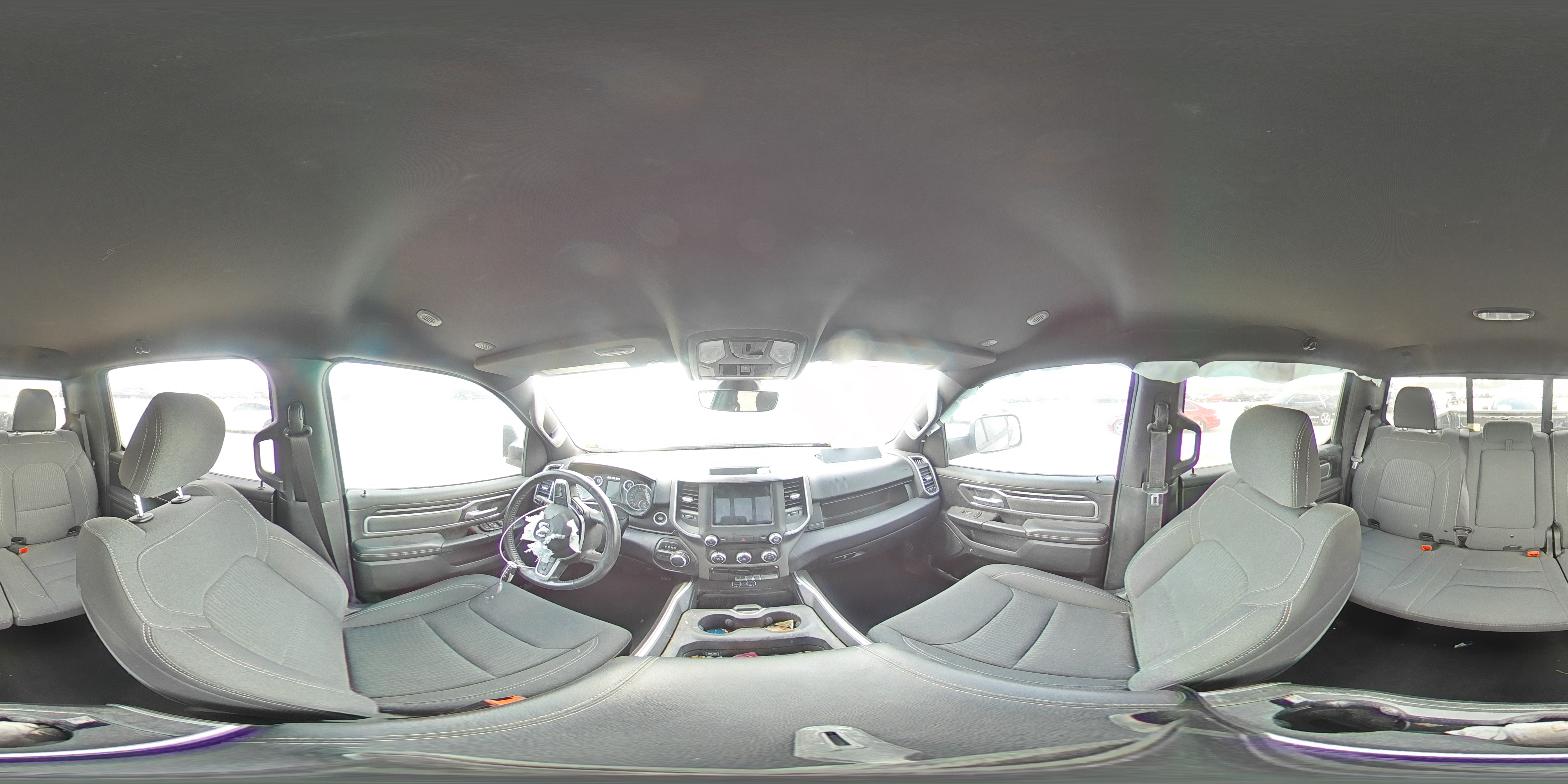 2021 RAM 1500 - Image 12