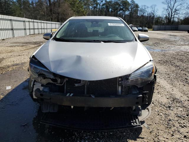 Седаны TOYOTA COROLLA 2017 Серебристый