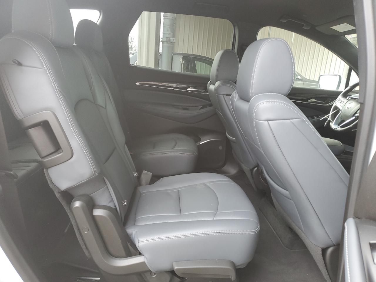2022 Buick Enclave - Image 11