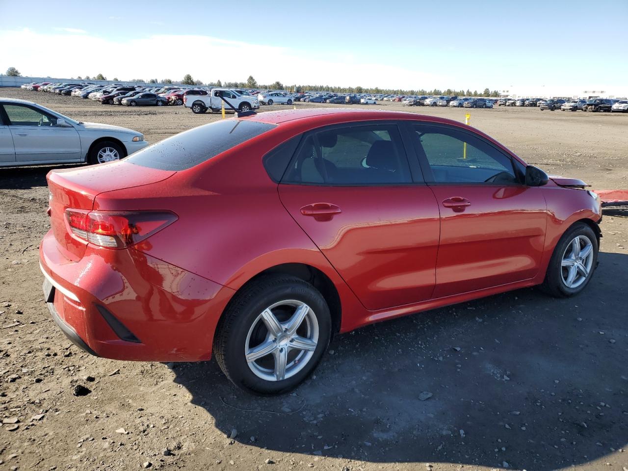 2023 Kia Rio - Image 3