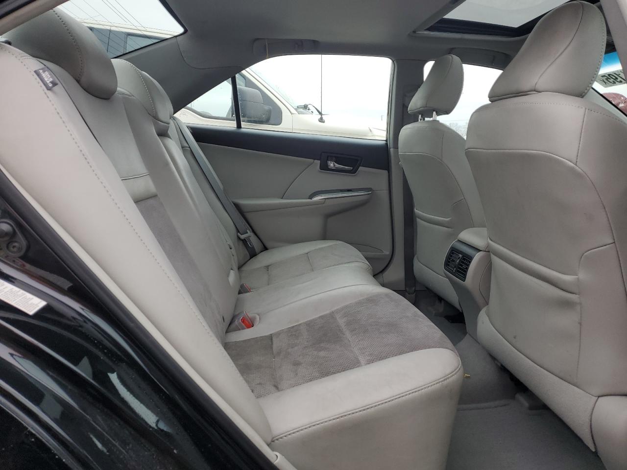 2012 Toyota Camry - Image 10