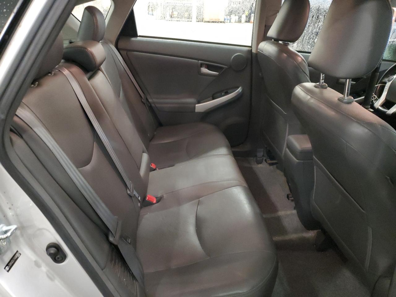 2010 Toyota Prius - Image 10